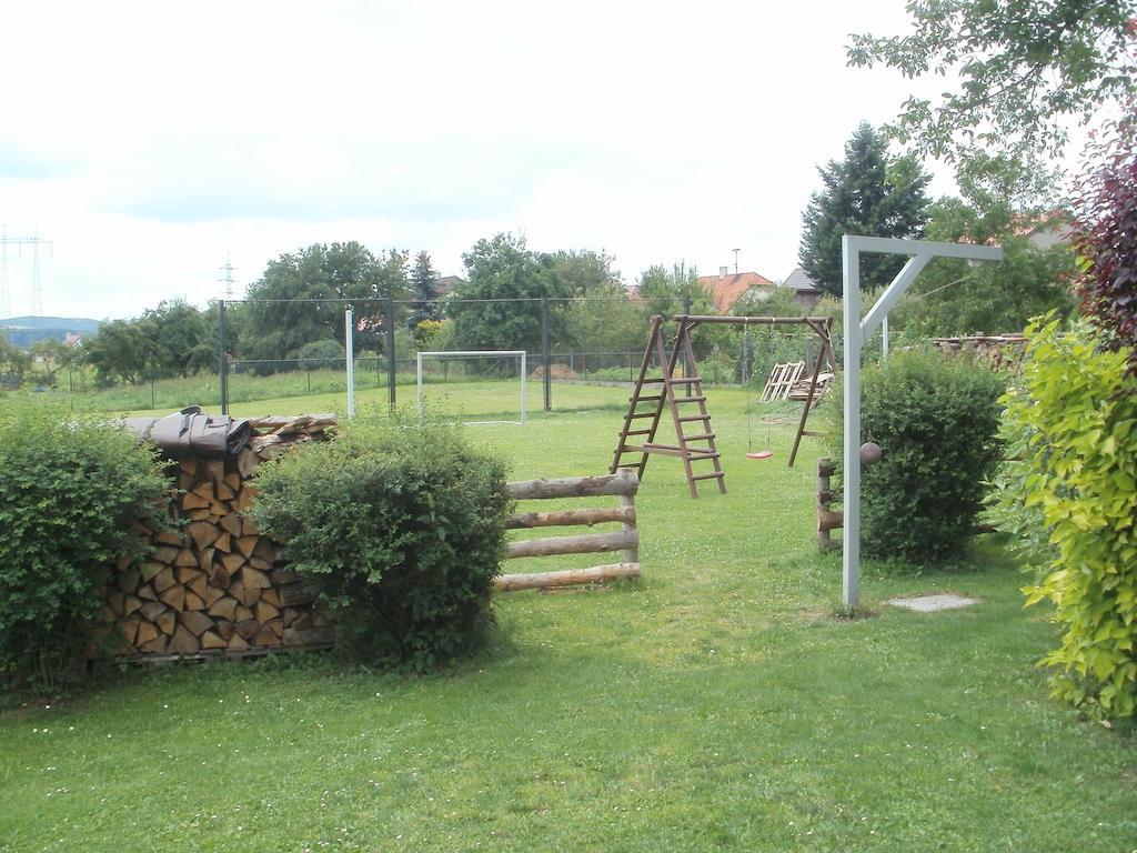 Penzion Ivana Valasske Mezirici Exterior photo